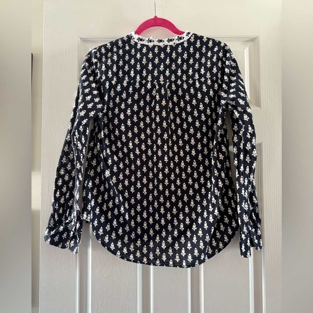 ❌Sold❌ J. Crew Black and White Thistle Print Popover - Picture 5 of 5